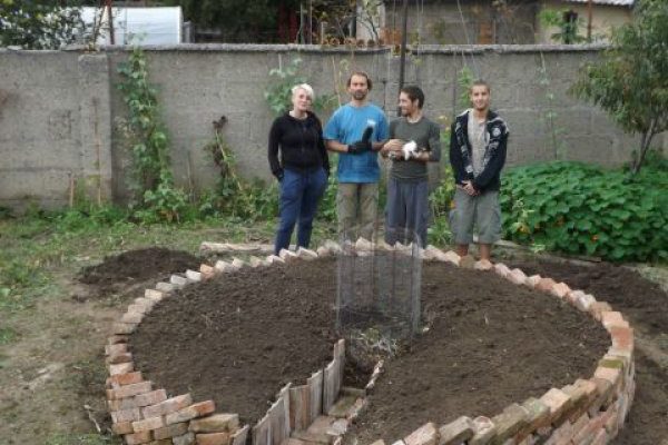 Zahrada ve tvaru klíčové dírky 1