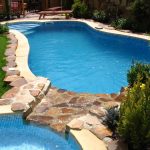 Jak udržovat zahradní bazén během letní sezóny 5